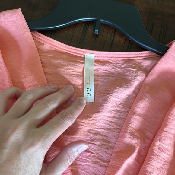 E.C. Peachy Pink Cropped Blouse with Tie Front Design - Picture 2 of 4